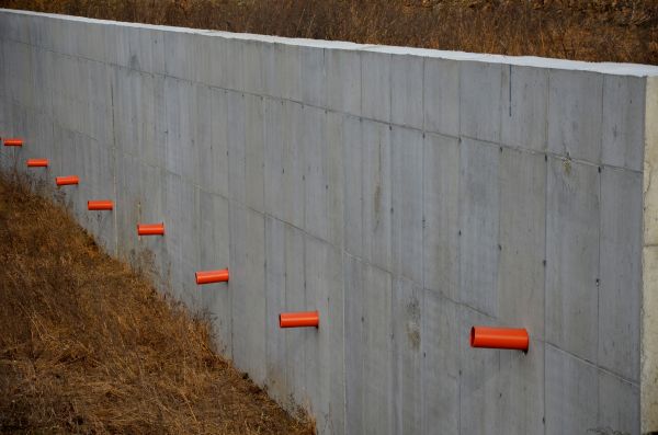 Cost of Retaining Wall Drainage in Cherry Hill
